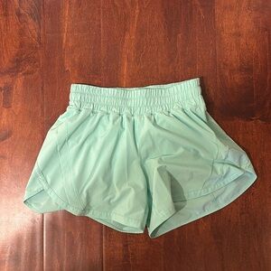 Track that shorts 5’